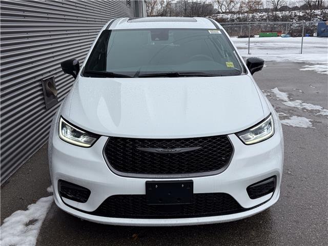 2026 Chrysler Pacifica Select (Stk: 26092) in London - Image 2 of 33