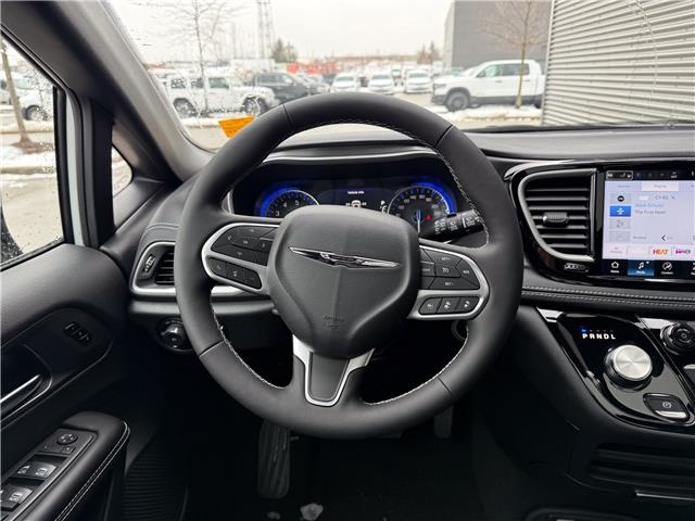 2026 Chrysler Pacifica Select (Stk: 26092) in London - Image 19 of 33