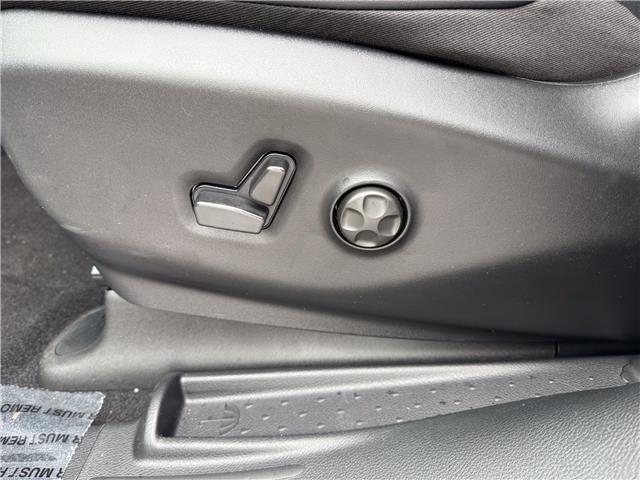 2026 Chrysler Pacifica Select (Stk: 26092) in London - Image 25 of 33