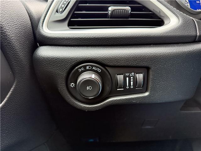 2026 Chrysler Pacifica Select (Stk: 26092) in London - Image 26 of 33