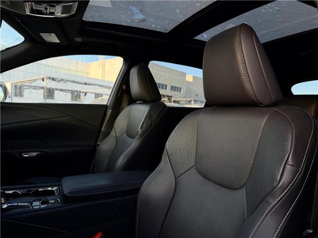 2023 Lexus RX 350 Base (Stk: 260258A) in Calgary - Image 6 of 19