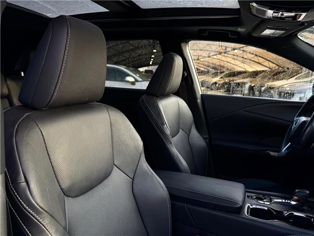 2023 Lexus RX 350 Base (Stk: 260258A) in Calgary - Image 18 of 19