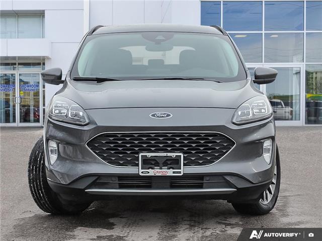 2022 Ford Escape Titanium (Stk: 05883A) in London - Image 2 of 26