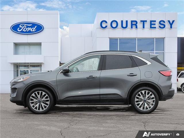 2022 Ford Escape Titanium (Stk: 05883A) in London - Image 3 of 26