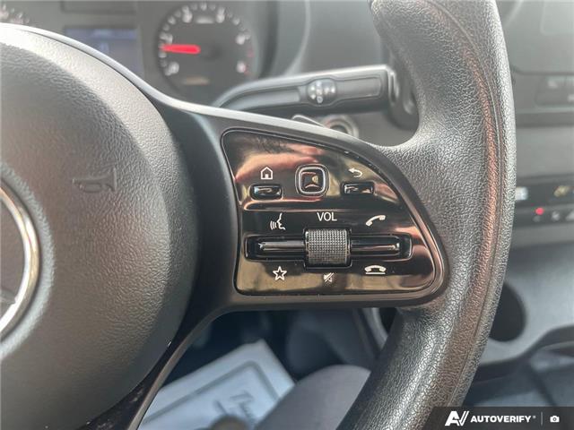 2020 Mercedes-Benz Sprinter 2500 Standard Roof V6 (Stk: L3105) in London - Image 11 of 17