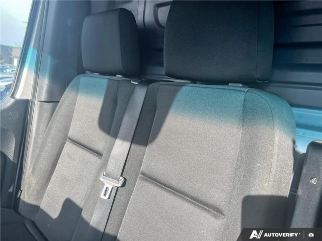 2020 Mercedes-Benz Sprinter 2500 Standard Roof V6 (Stk: L3105) in London - Image 15 of 17