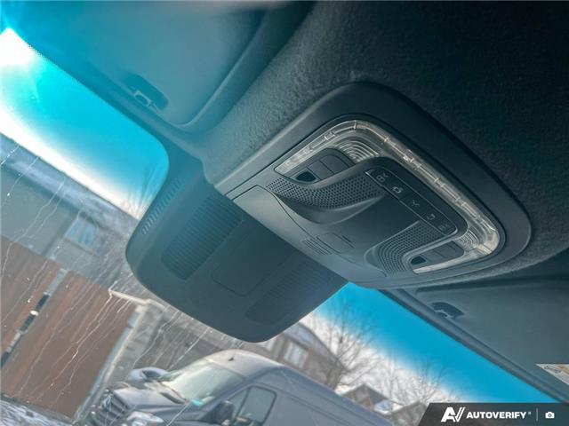 2020 Mercedes-Benz Sprinter 2500 Standard Roof V6 (Stk: L3105) in London - Image 16 of 17