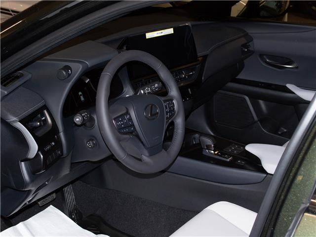 2025 Lexus UX 300h Base (Stk: 6954) in Kingston - Image 10 of 15