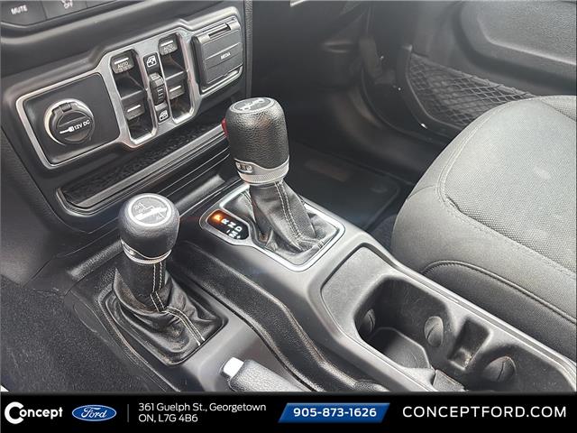 2019 Jeep Wrangler Unlimited Sahara (Stk: N41002A) in GEORGETOWN - Image 12 of 15