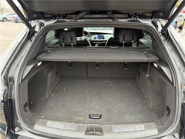 2023 Cadillac XT4 Sport (Stk: P7321) in Oakville - Image 9 of 24