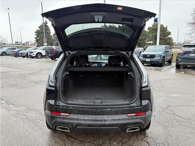 2023 Cadillac XT4 Sport (Stk: P7321) in Oakville - Image 7 of 24