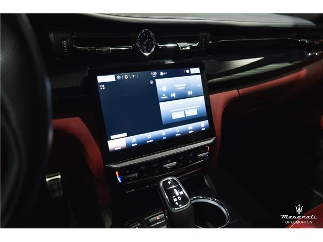 2022 Maserati Quattroporte Modena Q4 (Stk: 407003) in Edmonton - Image 13 of 27