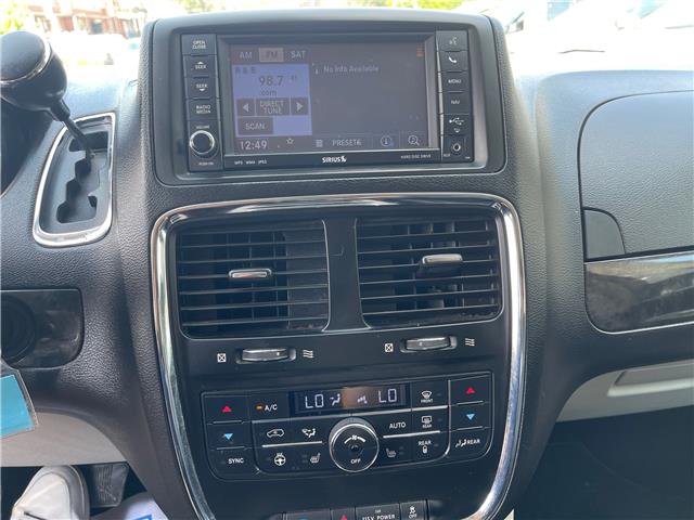 2013 Dodge Grand Caravan Crew (Stk: D616312) in Scarborough - Image 5 of 23