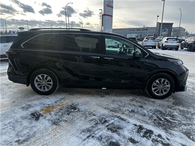 2025 Toyota Sienna XLE 8-Passenger (Stk: 2537781) in Regina - Image 5 of 20