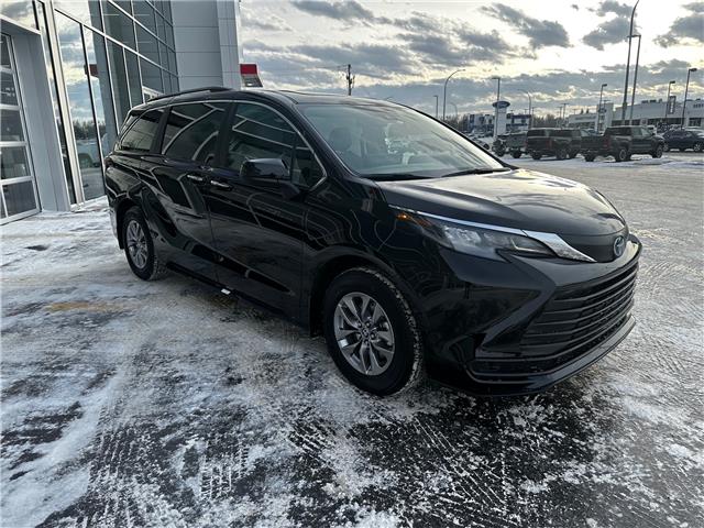 2025 Toyota Sienna XLE 8-Passenger (Stk: 2537781) in Regina - Image 6 of 20