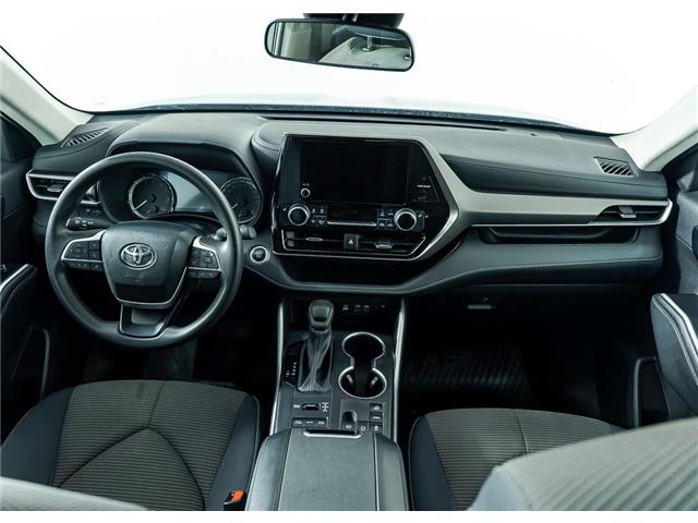 2024 Toyota Highlander LE (Stk: TU0229) in Calgary - Image 15 of 25