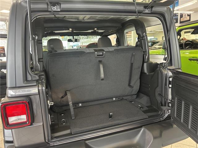 2026 Jeep Wrangler Sport (Stk: 26-0036) in Toronto - Image 8 of 19