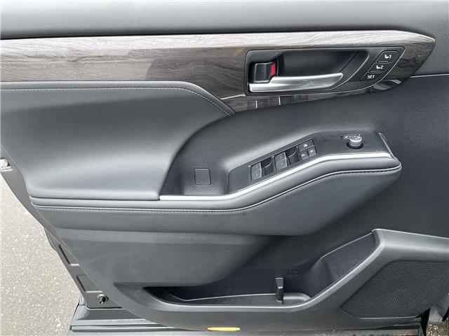 2025 Toyota Highlander Hybrid Limited (Stk: 12107786A) in Concord - Image 21 of 50