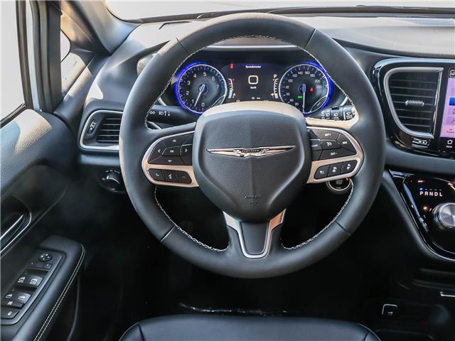 2025 Chrysler Grand Caravan SXT (Stk: 15-25323) in London - Image 3 of 31