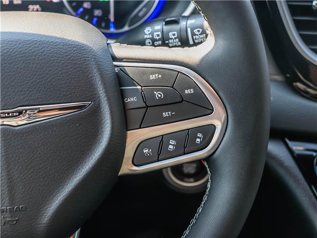2025 Chrysler Grand Caravan SXT (Stk: 15-25318) in London - Image 5 of 31