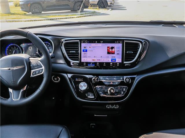2025 Chrysler Grand Caravan SXT (Stk: 15-25318) in London - Image 7 of 31