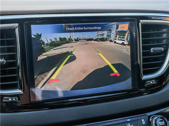 2025 Chrysler Grand Caravan SXT (Stk: 15-25331) in London - Image 10 of 31