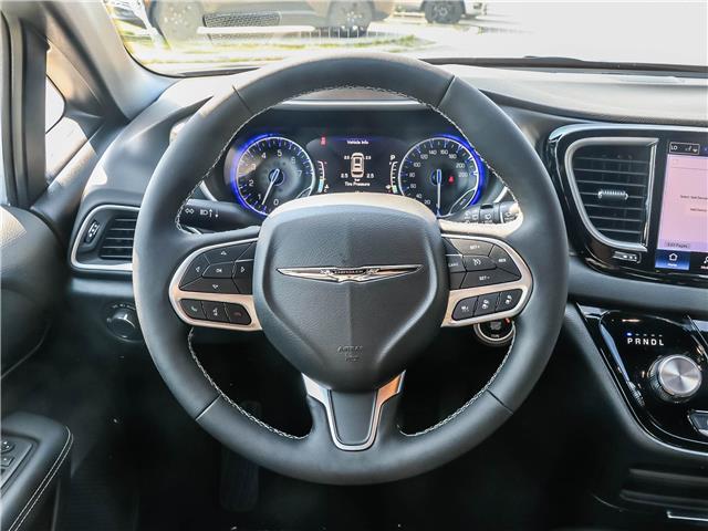 2025 Chrysler Grand Caravan SXT (Stk: 15-25321) in London - Image 3 of 31