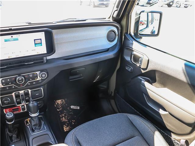2025 Jeep Wrangler Sport (Stk: 15-25379) in London - Image 8 of 25