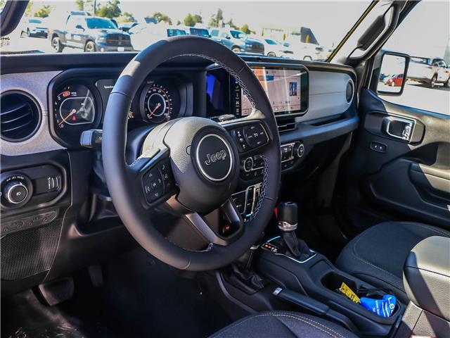 2025 Jeep Wrangler Sport (Stk: 15-25379) in London - Image 18 of 25