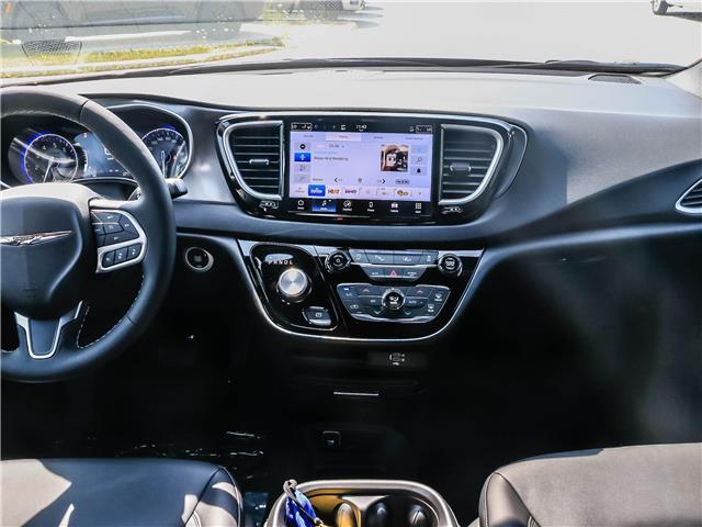 2026 Chrysler Grand Caravan SXT (Stk: 15-26001) in London - Image 7 of 29