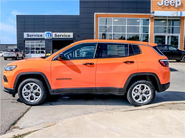 2026 Jeep Compass Sport (Stk: 15-26063) in London - Image 11 of 26