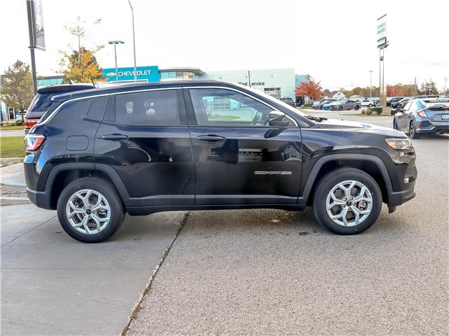 2026 Jeep Compass Sport (Stk: 15-26065) in London - Image 21 of 25