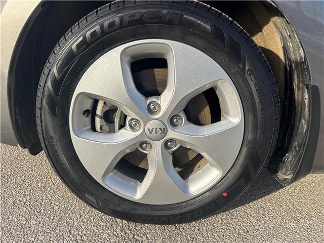 2016 Kia Rondo LX (Stk: 25116A) in Owen Sound - Image 9 of 22 2016 Kia Rondo LX (Stk: 25116A) in Owen Sound - Image 9 of 22