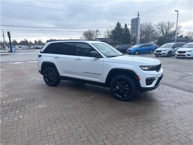 2025 Jeep Grand Cherokee Limited (Stk: 5T98) in Blenheim - Image 3 of 12 2025 Jeep Grand Cherokee Limited (Stk: 5T98) in Blenheim - Image 3 of 12