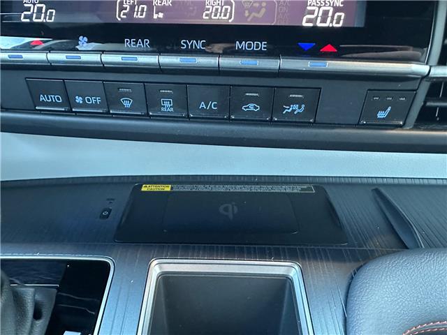 2023 Toyota Sienna XSE 7-Passenger (Stk: W6945A) in Cobourg - Image 22 of 29