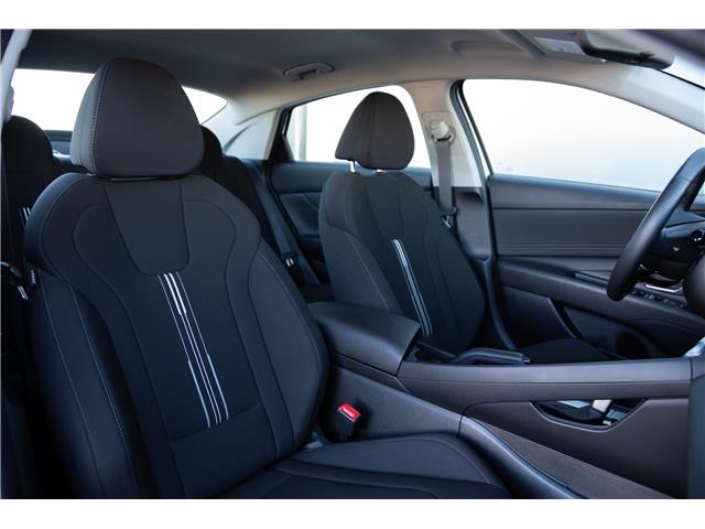 2023 Hyundai Elantra Preferred (Stk: U10965) in London - Image 28 of 33
