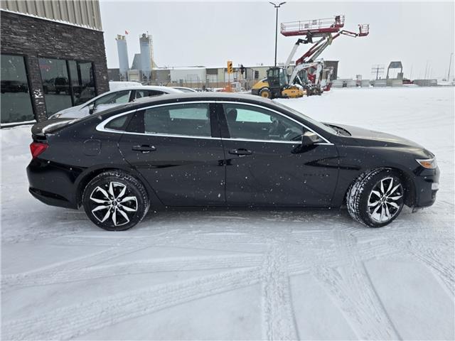 2022 Chevrolet Malibu RS in Saskatoon - Image 5 of 11