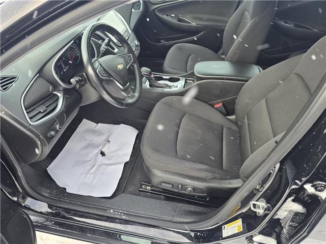2022 Chevrolet Malibu RS in Saskatoon - Image 8 of 11