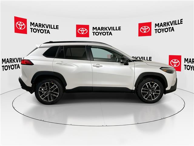 2026 Toyota Corolla Cross XLE (Stk: 11105570) in Markham - Image 11 of 23