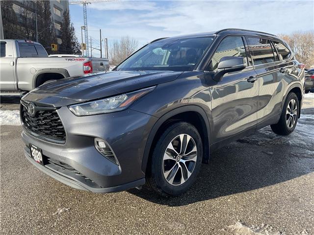 2020 Toyota Highlander XLE (Stk: 4730) in KITCHENER - Image 3 of 31