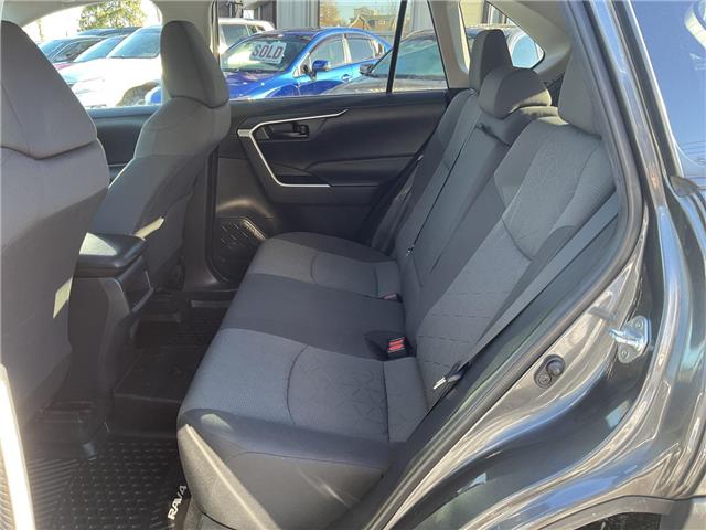 2021 Toyota RAV4 LE (Stk: 4746) in KITCHENER - Image 11 of 24