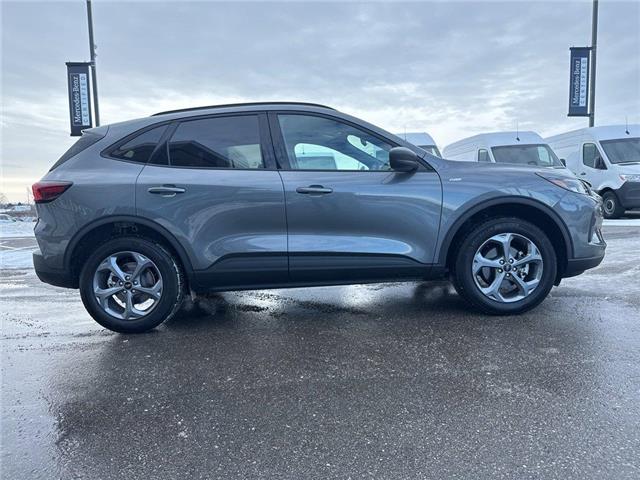 2025 Ford Escape ST-Line (Stk: U3567) in Innisfil - Image 5 of 22