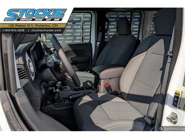2025 Jeep Wrangler Sahara (Stk: 45111) in Waterloo - Image 4 of 17