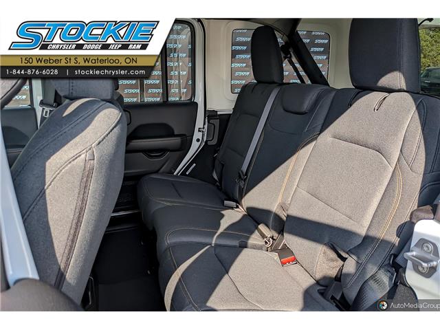 2025 Jeep Wrangler Sahara (Stk: 45111) in Waterloo - Image 5 of 17