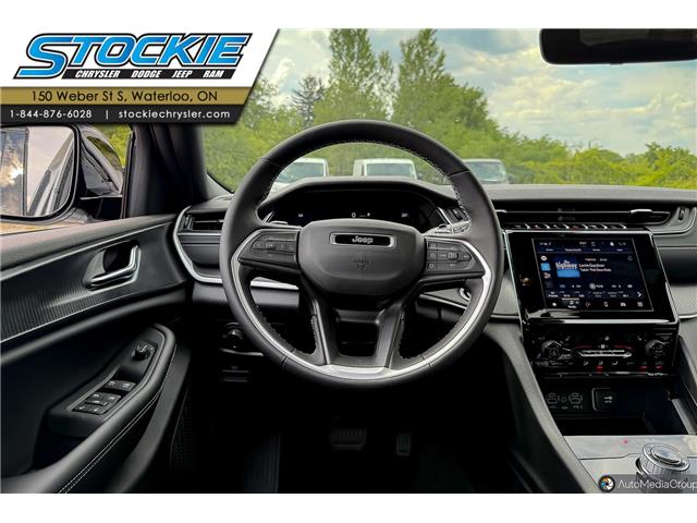 2025 Jeep Grand Cherokee Laredo (Stk: 45723) in Waterloo - Image 11 of 20