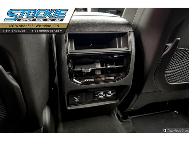 2025 Jeep Grand Cherokee Laredo (Stk: 46273) in Waterloo - Image 8 of 20