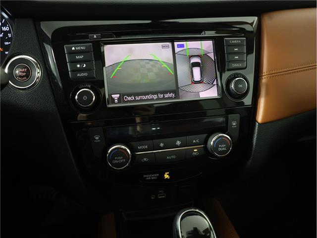 2018 Nissan Rogue SL (Stk: A20630) in Calgary - Image 17 of 21