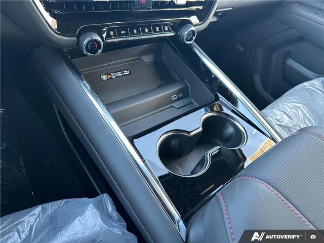 2026 Chevrolet Suburban RST (Stk: 2-13016) in Oshawa - Image 17 of 21 2026 Chevrolet Suburban RST (Stk: 2-13016) in Oshawa - Image 17 of 21