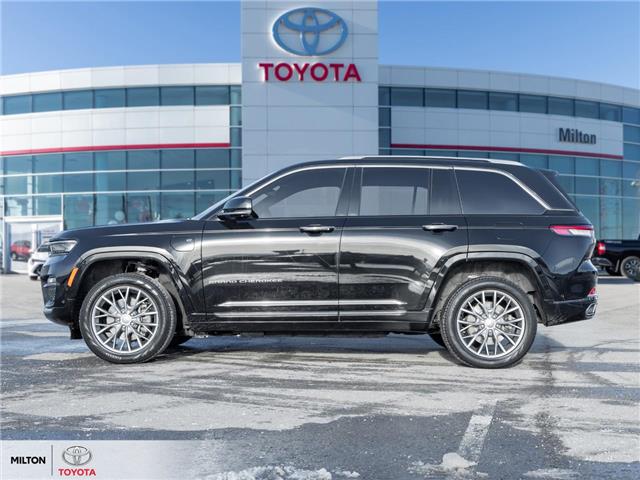 2022 Jeep Grand Cherokee 4xe Summit (Stk: 734822) in Milton - Image 3 of 43