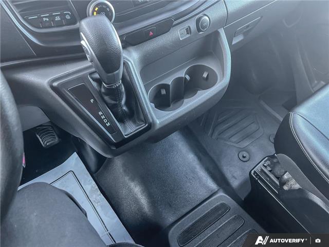 2022 Ford Transit-250 Cargo Base (Stk: S2503566A) in London - Image 15 of 21